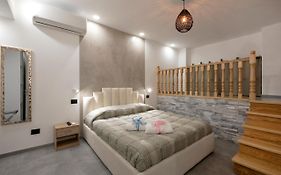 Sabriluna Rooms